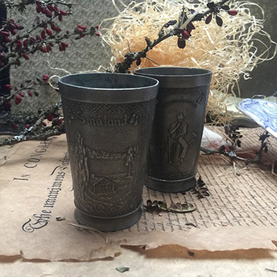 Стакан со сценами жизни олово