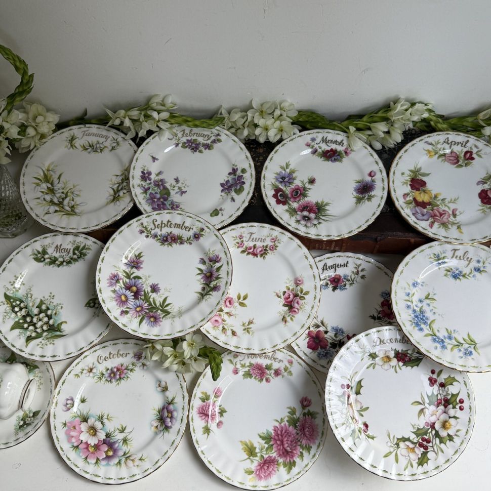 Тарелка Royal Albert 12 месяцев Июнь 16 см Англия