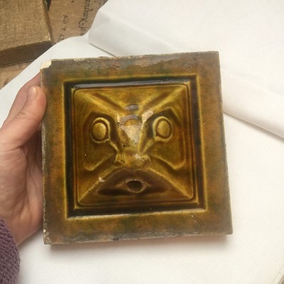 Изразец ручной работы Плитка накладка на фонтан предположительно 100 лет