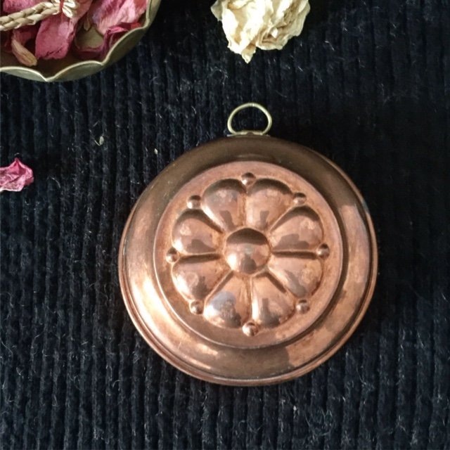 Форма для выпечки 13 см Ромашка с подвесом