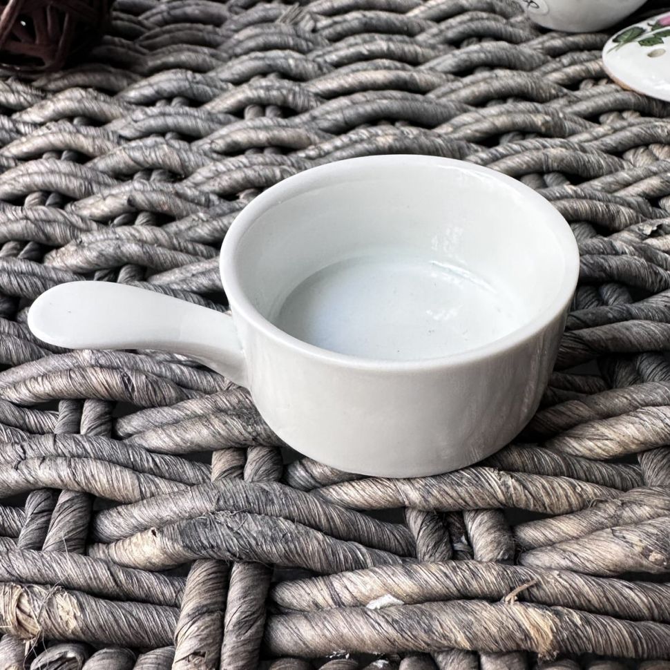 Соусник с ручкой кокотница мини Kaiser 30 мл фарфор Германия