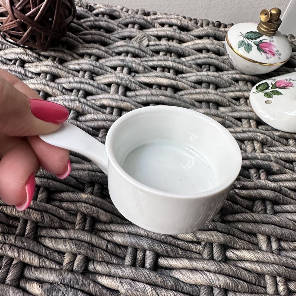 Соусник с ручкой кокотница мини Kaiser 30 мл фарфор Германия