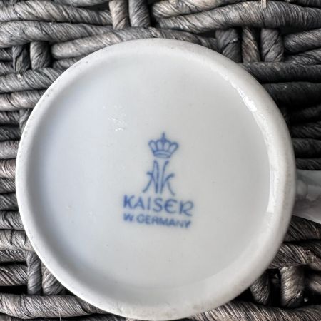 Соусник с ручкой кокотница мини Kaiser 30 мл фарфор Германия