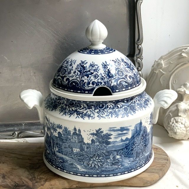 Супница Blue Castle ВиллеройБох 2,8 л Германия