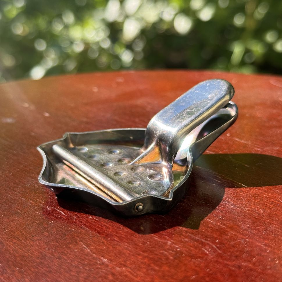 Соковыжималка сквизер для лимона мельхиор патина