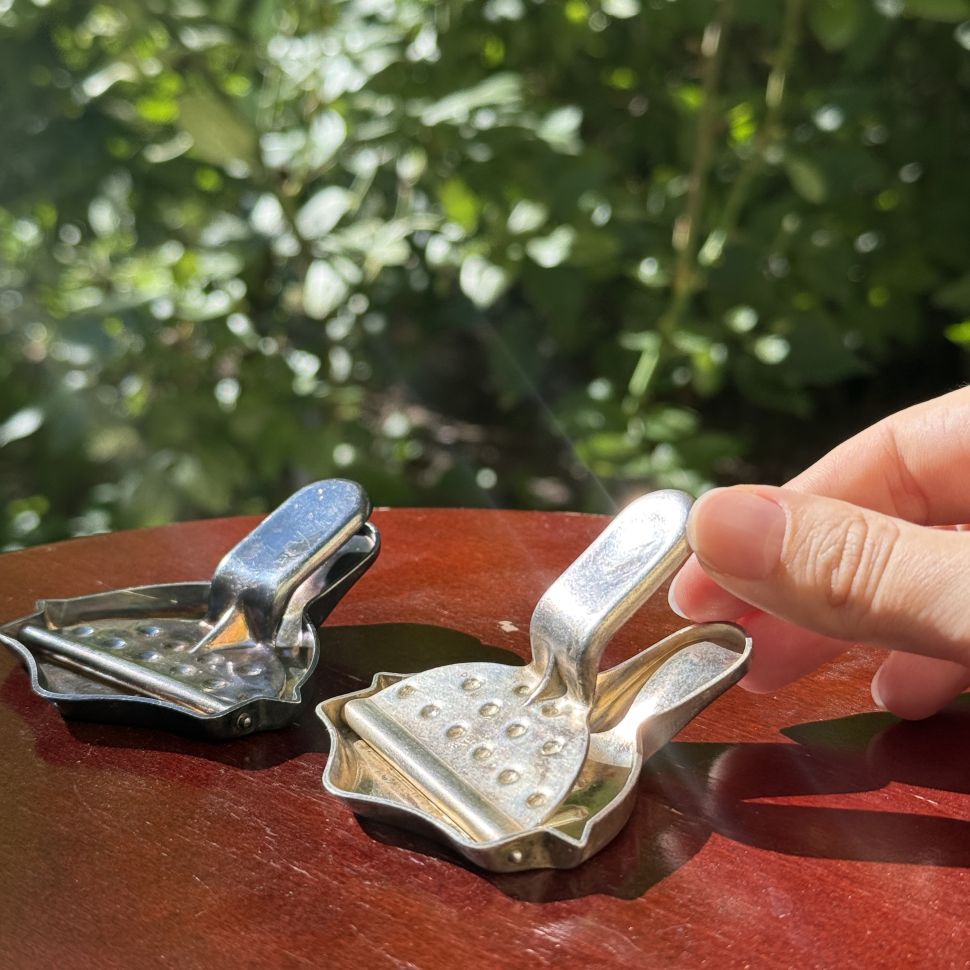 Соковыжималка сквизер для лимона мельхиор патина