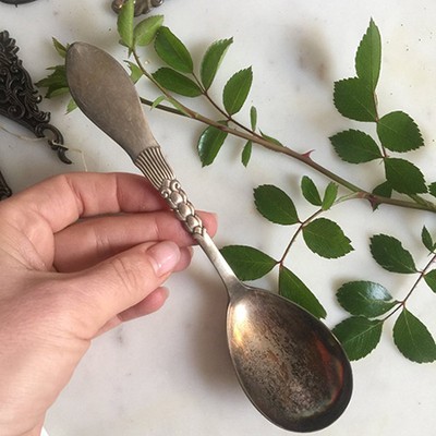 Лока для соуса и десерта эпохи Модерн