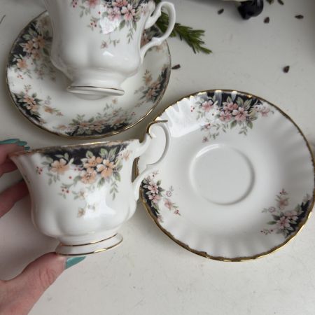 Чайная пара Royal Albert 200 мл Англия