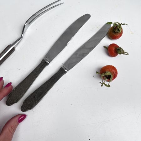 Нож столовый 24 см лезвие сталь