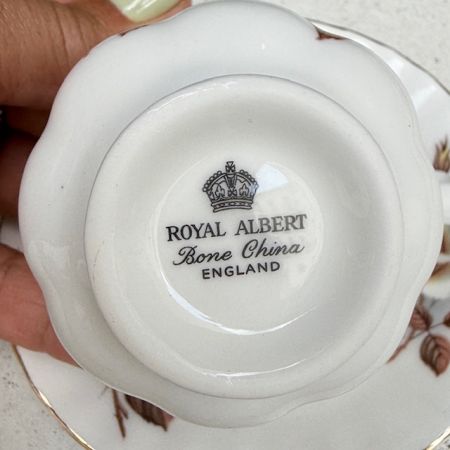 Кофейная пара Royal Albert Чайная роза 130 мл Англия    