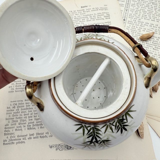 Чайник с ситом Бамбук 1 л фарфор Япония 