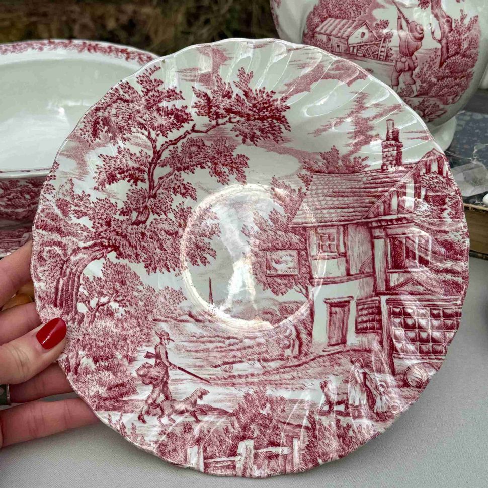 Тарелка глубокая Myott The Hunter красная 23 см Англия