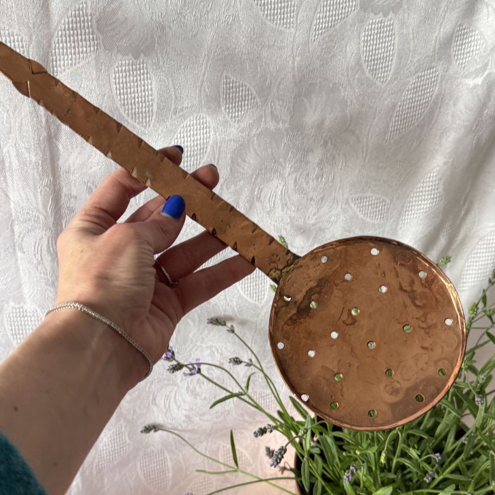 Шумовка 34 см медь