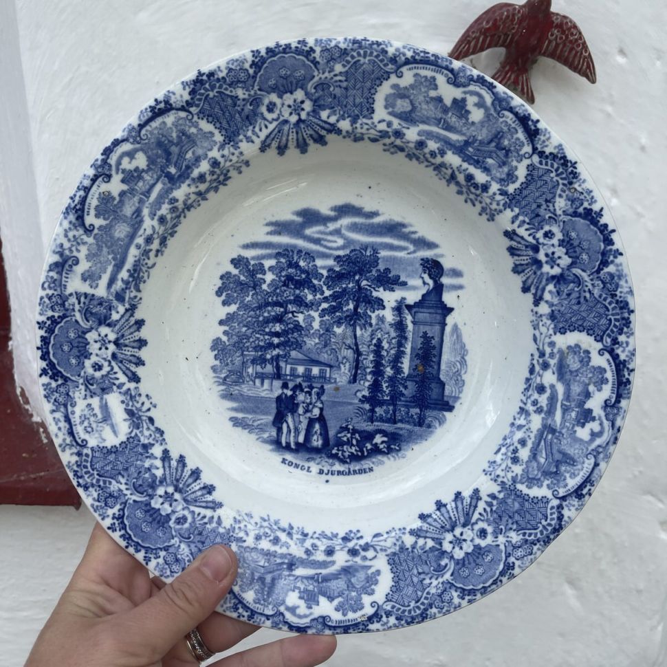 Тарелка глубокая 25 см Gustafsberg Kongl Djurgarden Швеция