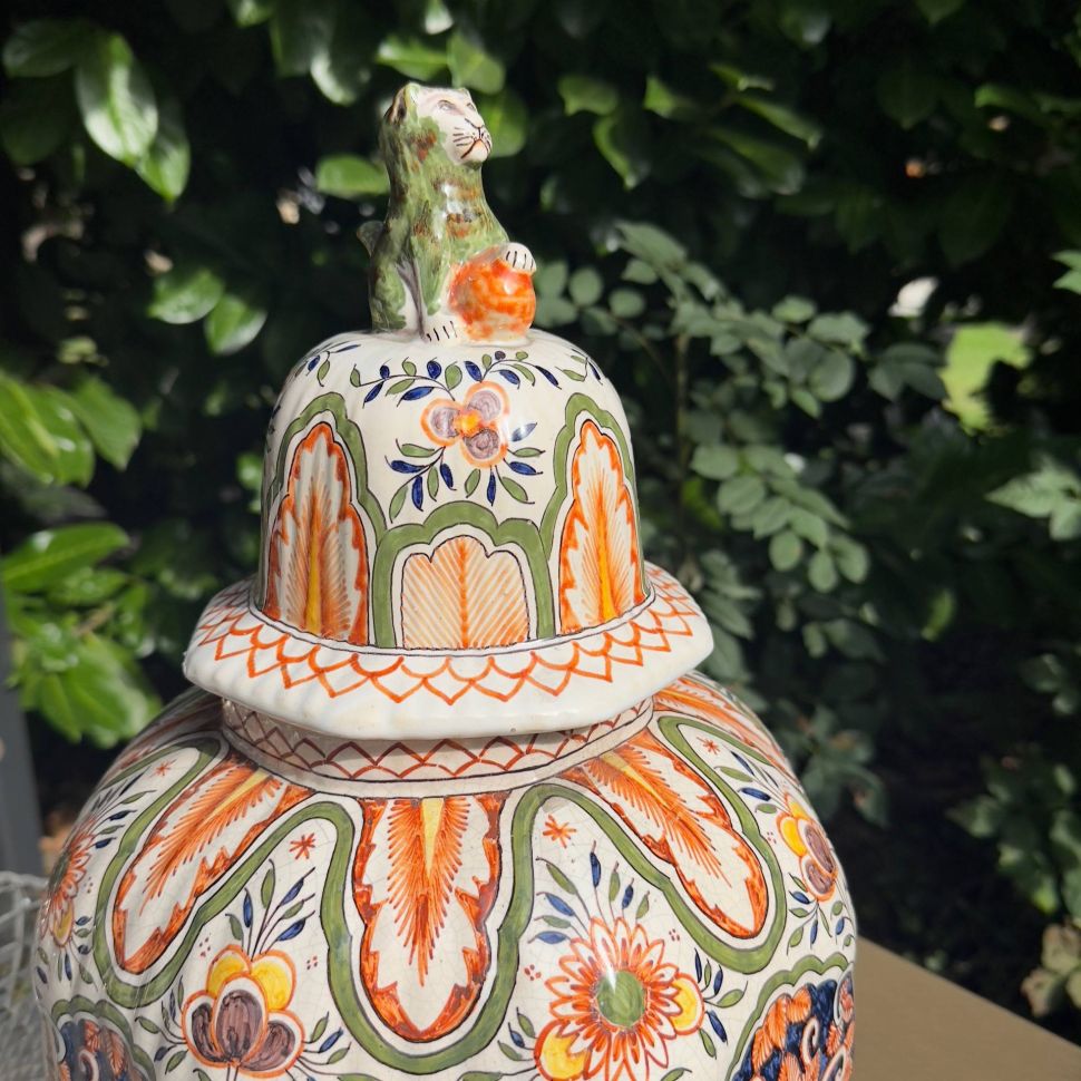 Ваза с крышкой чайница 52 см 17 век полихром