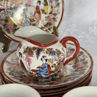 Молочник Гейши в саду у Фудзиямы 180 мл фарфор Япония        