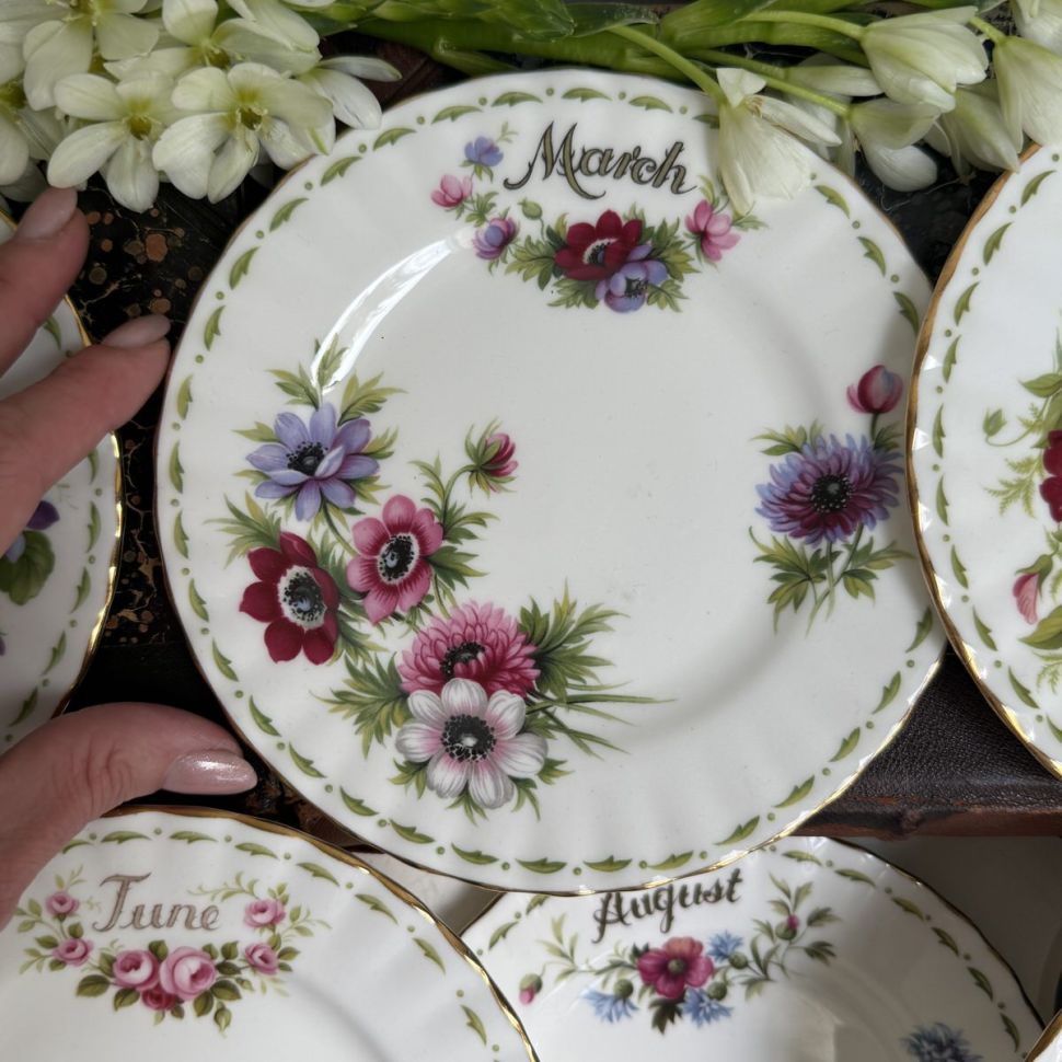 Тарелка Royal Albert 12 месяцев Март 16 см Англия
