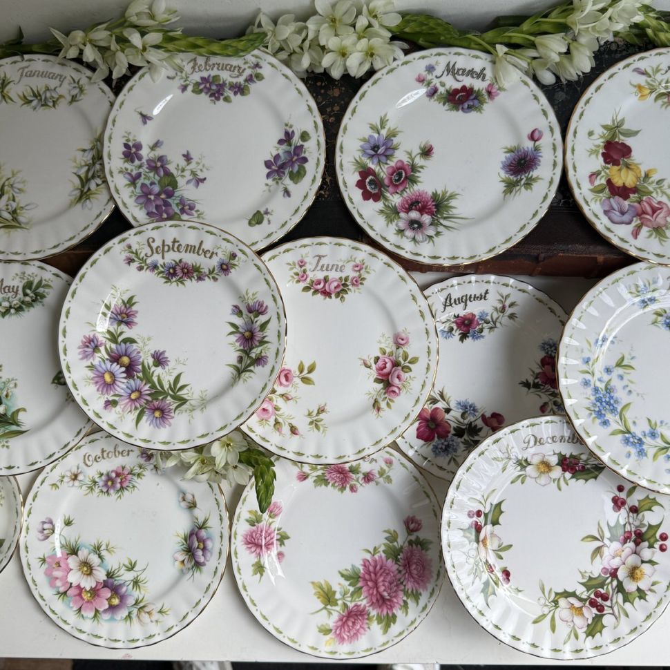 Тарелка Royal Albert 12 месяцев Март 16 см Англия