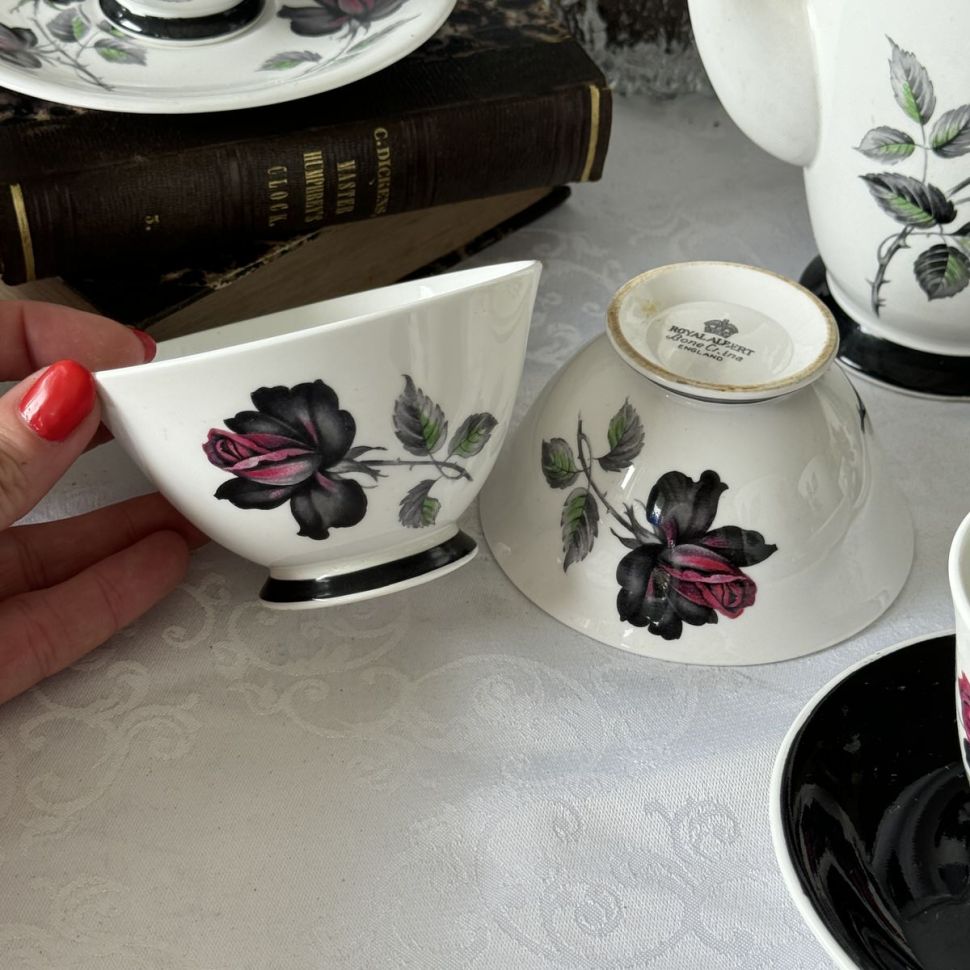 Розетка сахарница Royal Albert Masquerade 1950-1960 гг 10 см Англия