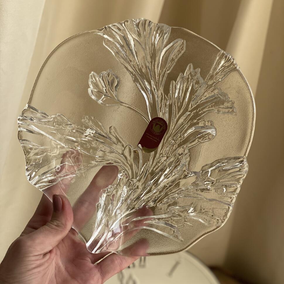 Блюдо 21 см Цветы хрусталь Германия