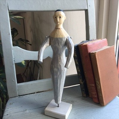 Статуэтка авторская дерево