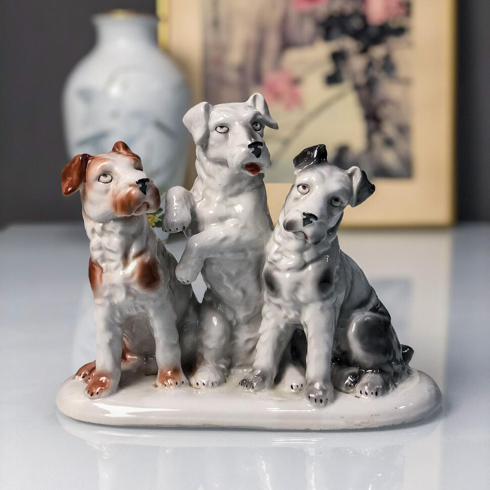 Статуэтка Три собаки 24 см 