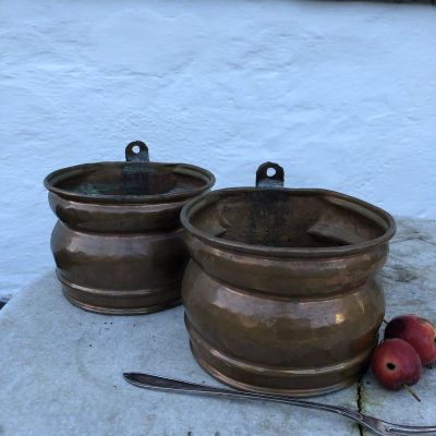 Кашпо настенное S медь 