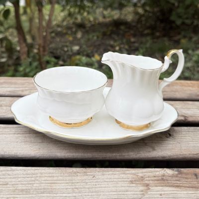 Молочник сахарница блюдо Royal Albert Val Dor Англия набор 3 предмета