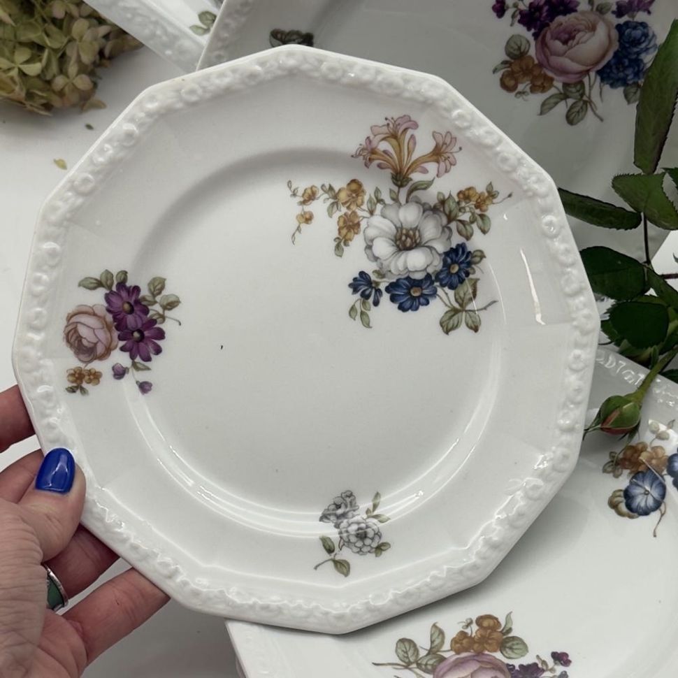 Тарелка Rosenthal Classic Rose Садовые розы 20 см Германия