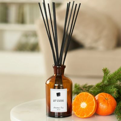 Аромадиффузор By Kaori CHRISTMAS TREE 250 мл комплект 