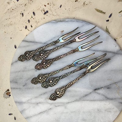 Вилка двузубец мини для лимона