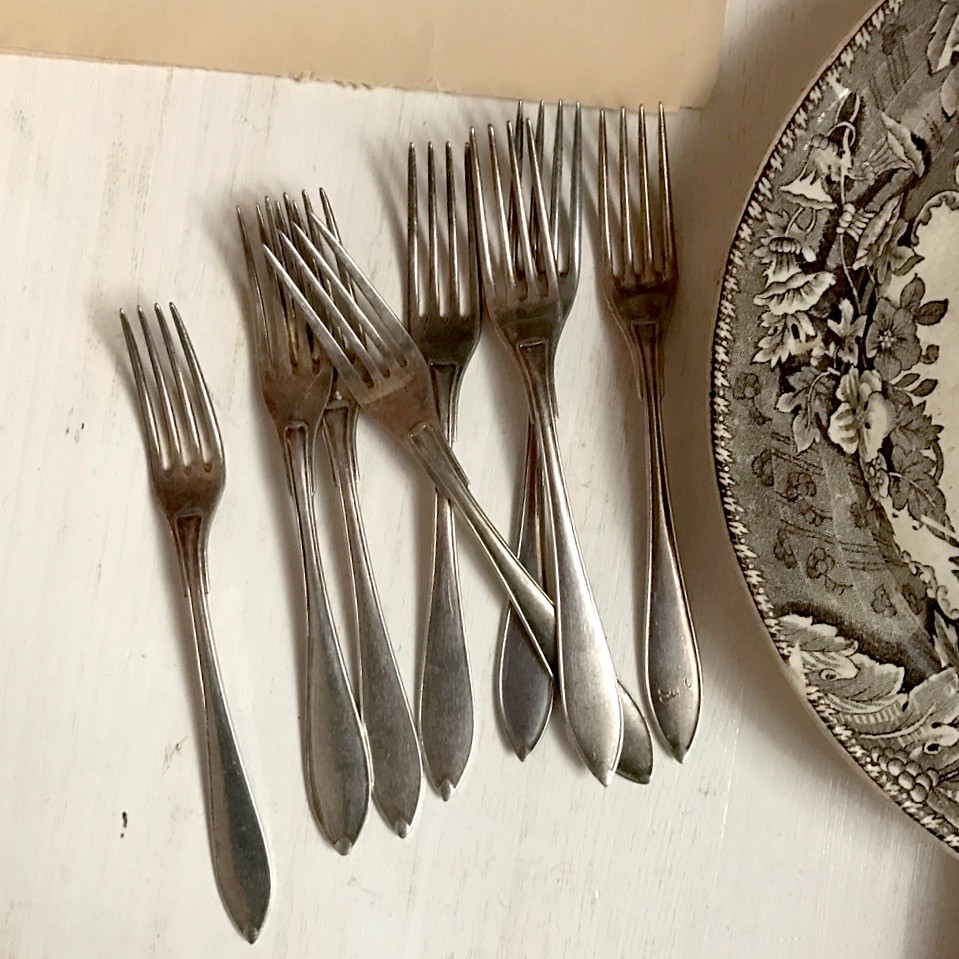 Вилка десертная 14 см Лепесток мельхиор