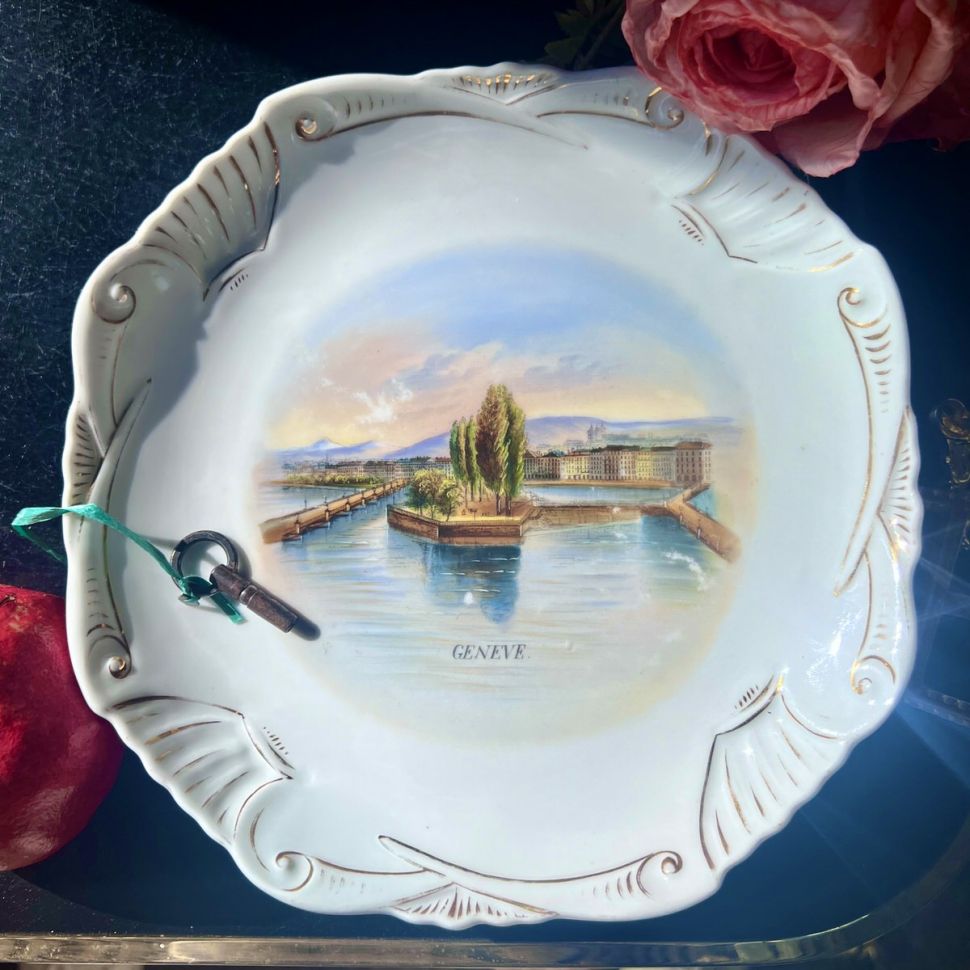 Блюдо на ножке музыкальное Golden Lyre House 22 см Швейцария