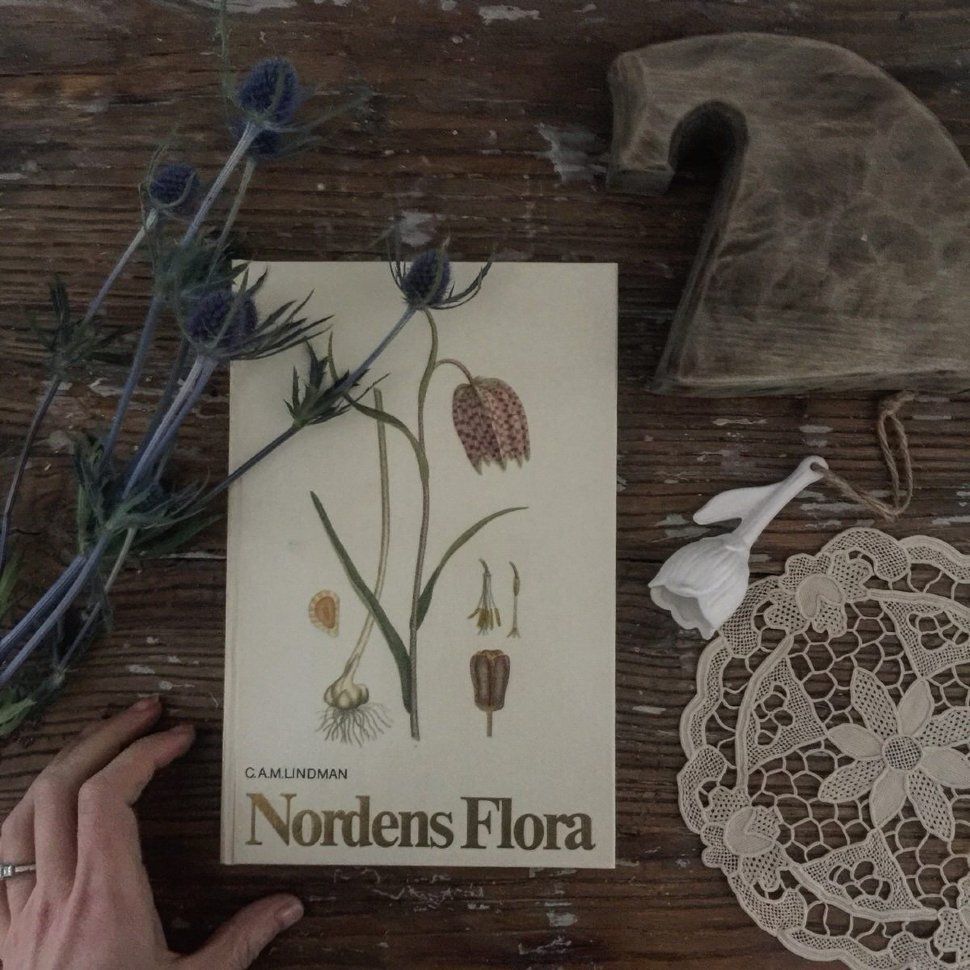 Книга Nordens Flora 1 том ботаническая энциклопедия