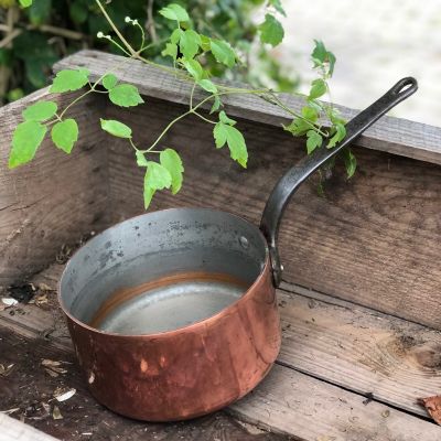 Ковш 1,5 л медь с чугунной ручкой