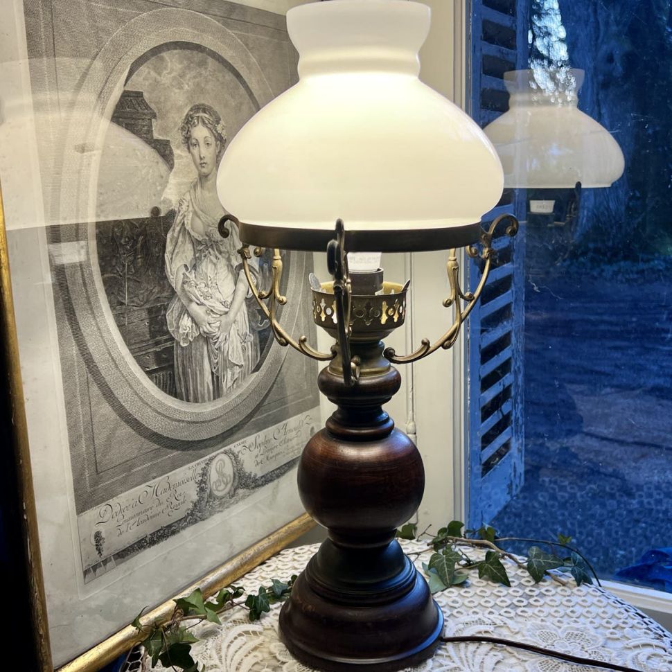 Лампа настольная 55 см латунь дерево стекло