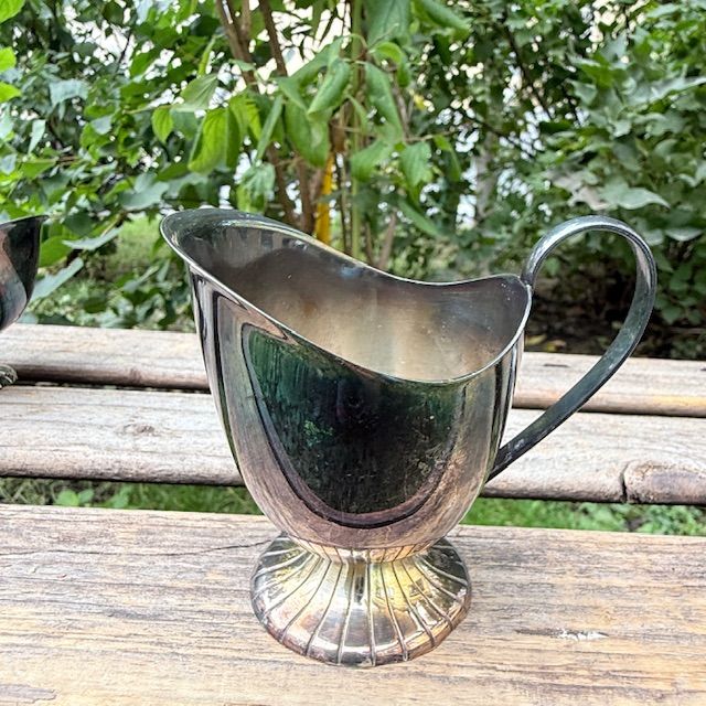 Молочник на ножке 100 мл мельхиор патина