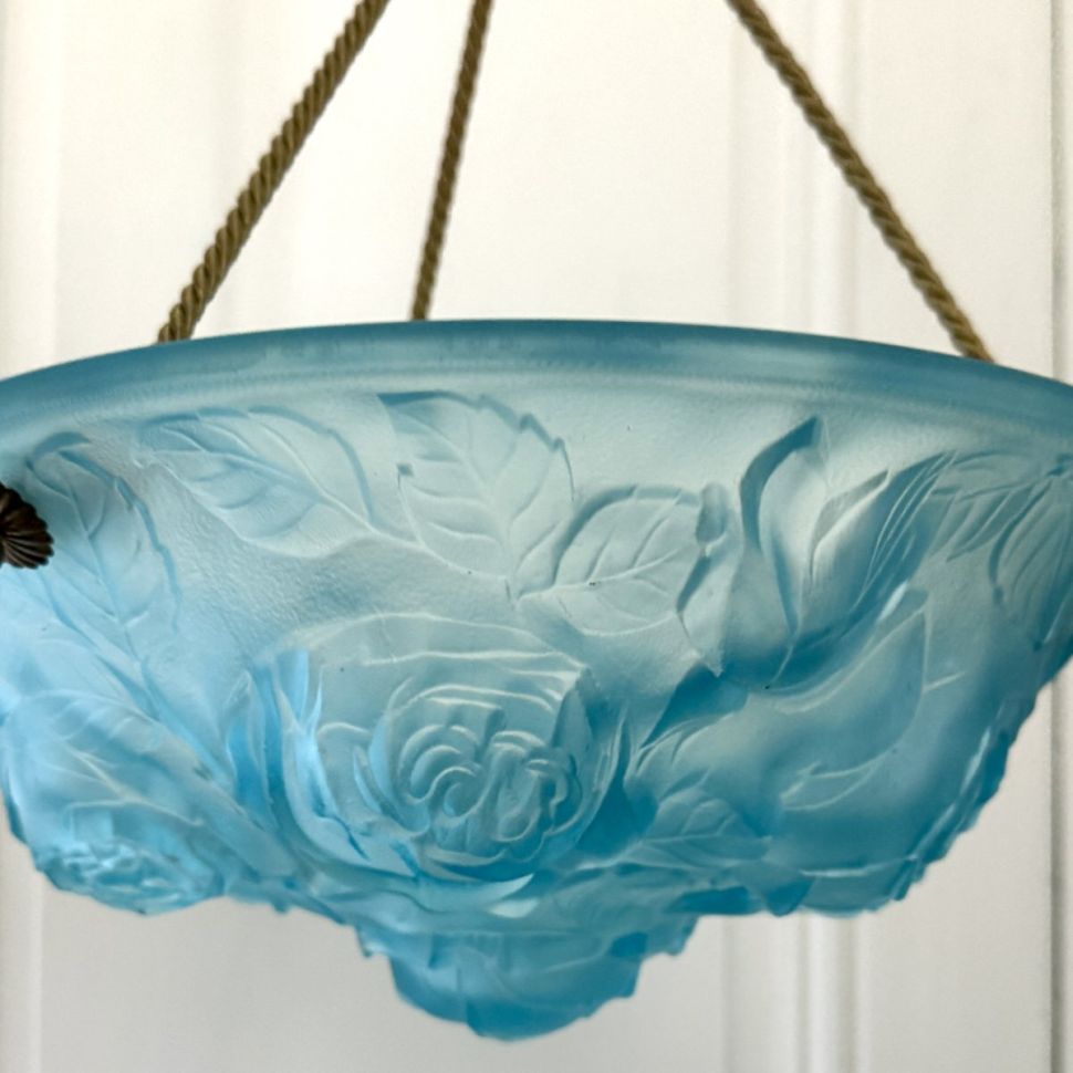 Люстра в стиле Lalique из синего стекла 30-е годы Франция