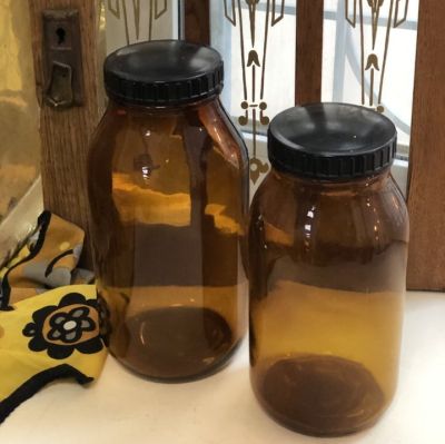 Банка с винтовой крышкой средняя 1,5 л