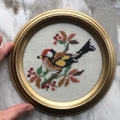 Картина вышивка 16 см Птичка