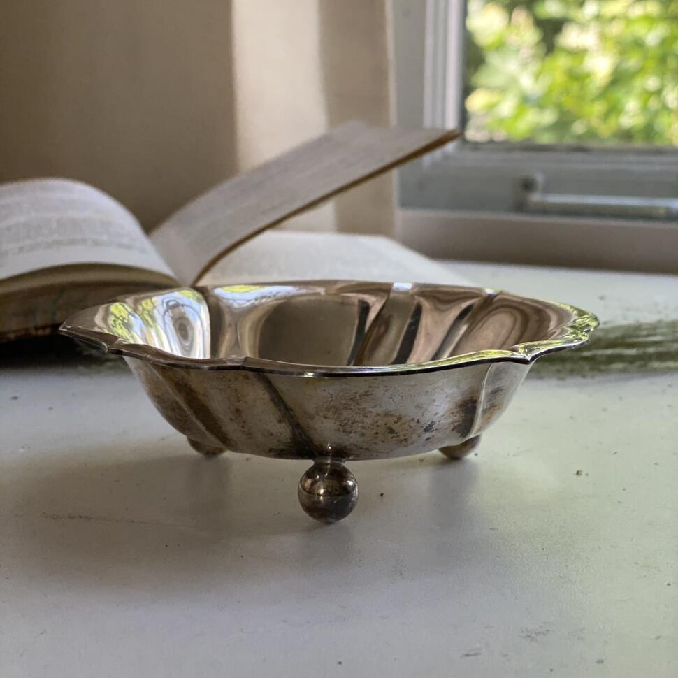 Конфетница на ножках 12 см мельхиор (потертость металла)