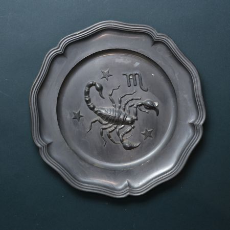 Тарелка Знак Зодиака Скорпион олово 22 см
