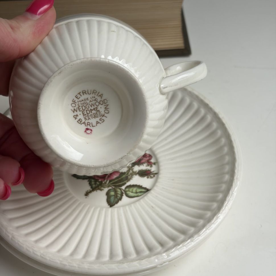 Чайная пара Wedgwood Moss Rose 180 мл Англия 