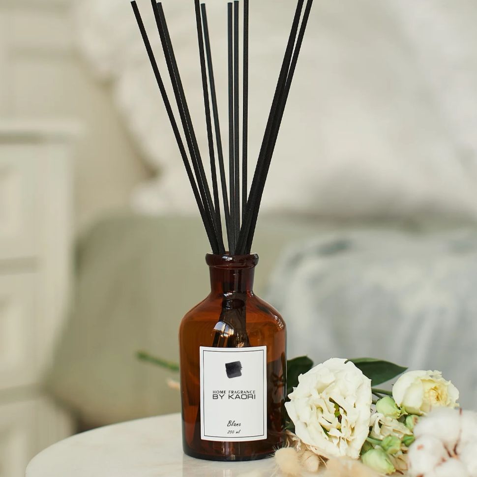 Аромадиффузор By Kaori BLANC 500 мл комплект   
