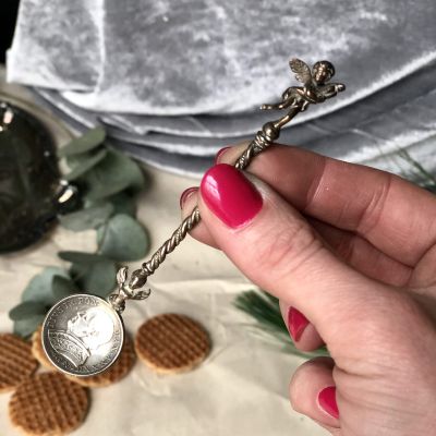 Ложка монета и ангел мельхиор