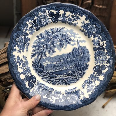 Тарелка 25 см Staffordshire Англия