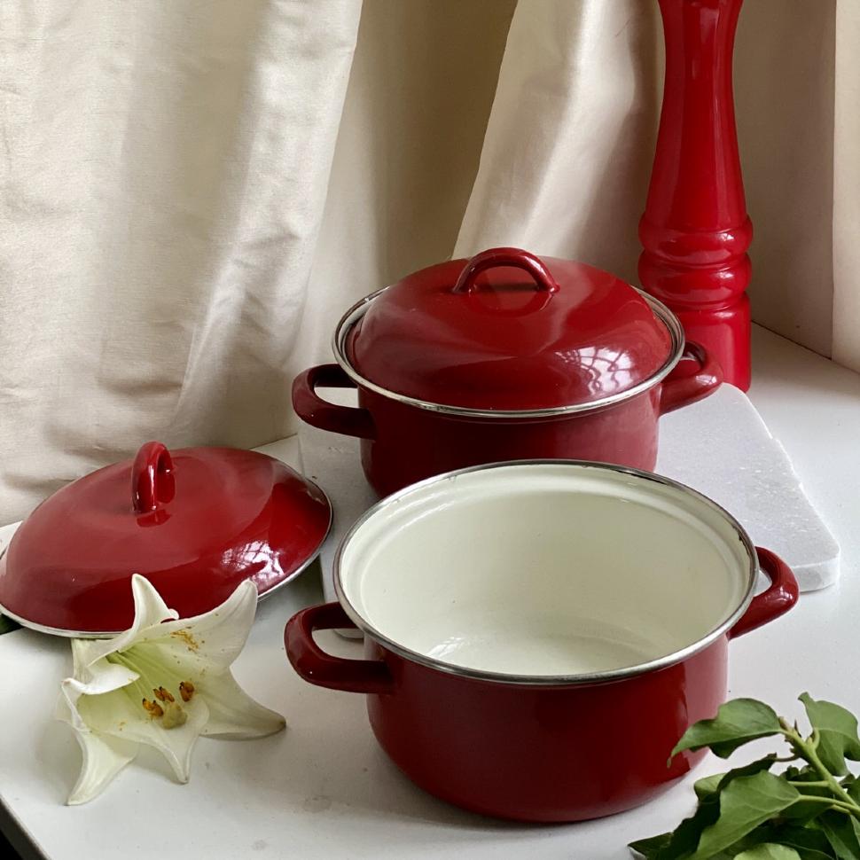 Кастрюля 1,6 л эмалированная с крышкой