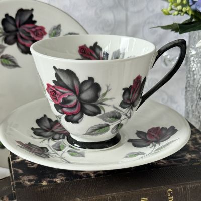 Чайная пара Royal Albert Masquerade 1950-1960 гг 200 мл Англия 