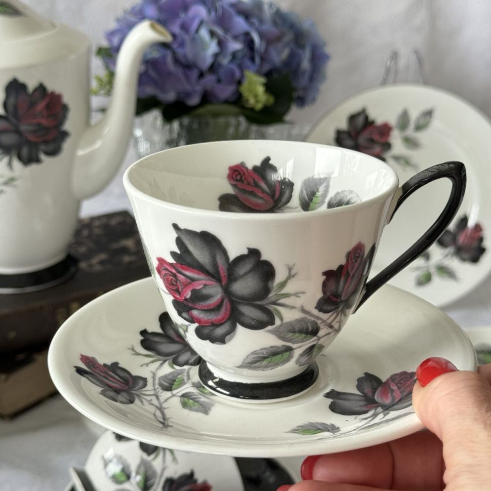 Чайная пара Royal Albert Masquerade 1950-1960 гг 200 мл Англия 