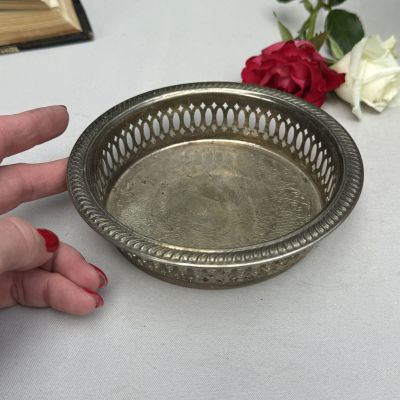 Подставка под бутылку 14 см мельхиор штихельная гравировка